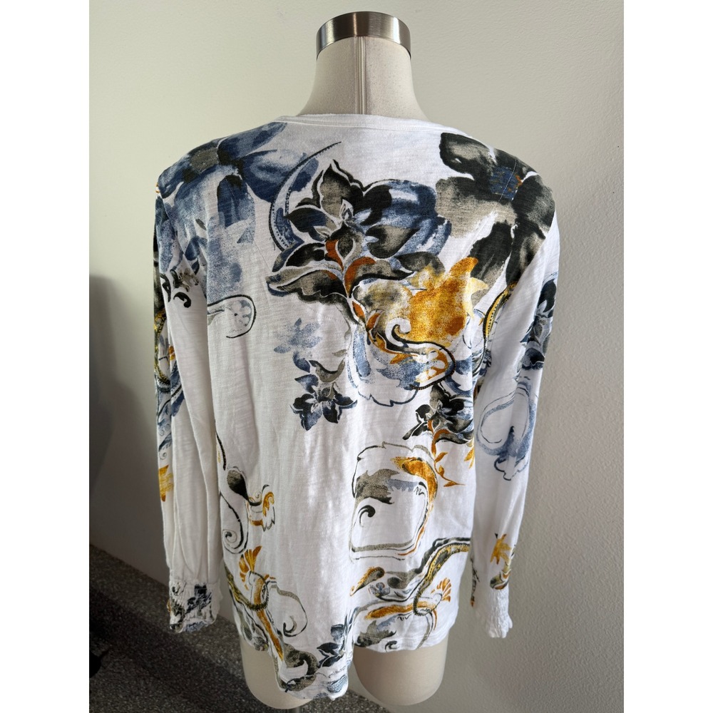 Chicos Women Large White Floral Paisley Slub Knit Scoop Neck Smocked Cuff Top - Picture 9 of 10